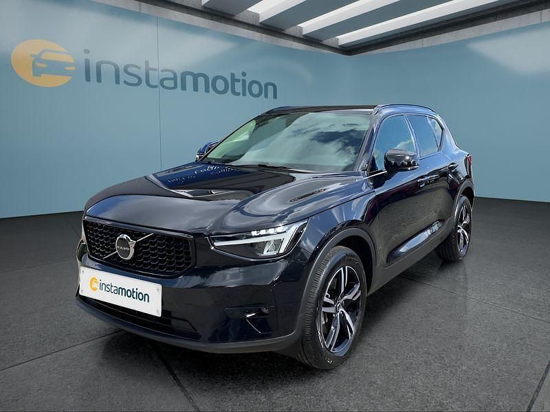 Schwarz Gebraucht 2023 Volvo XC40 SUV | 31.799 € (Guter Preis) - Bild 1/4