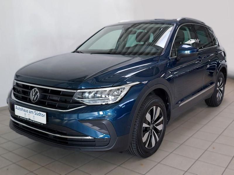 Gebraucht VW Tiguan Move 150 PS (110 kW) 2024 Nightshade blue metallic (metallic) SUV