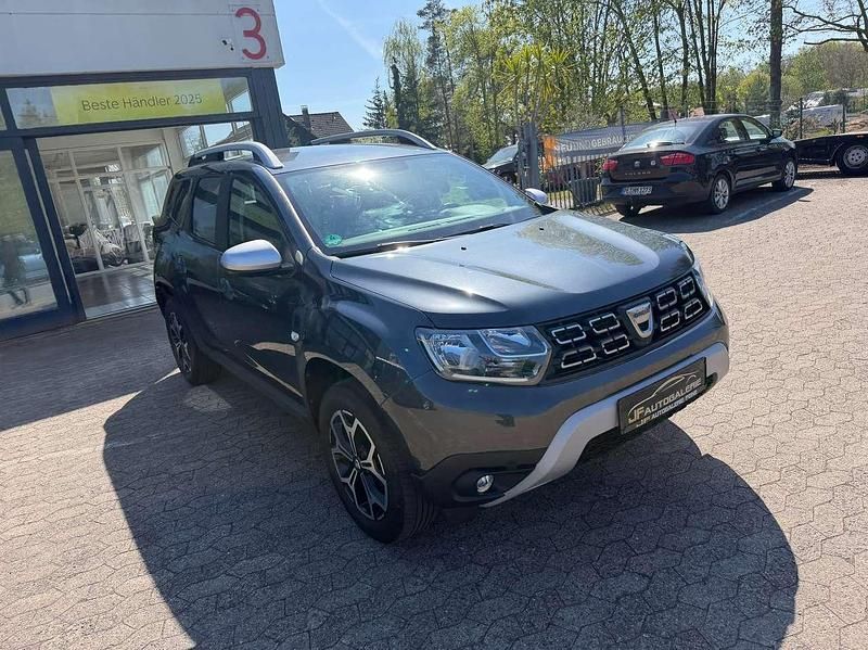 Używany Dacia Duster Acces 116 KM (85 kW) 2020 Szary SUV
