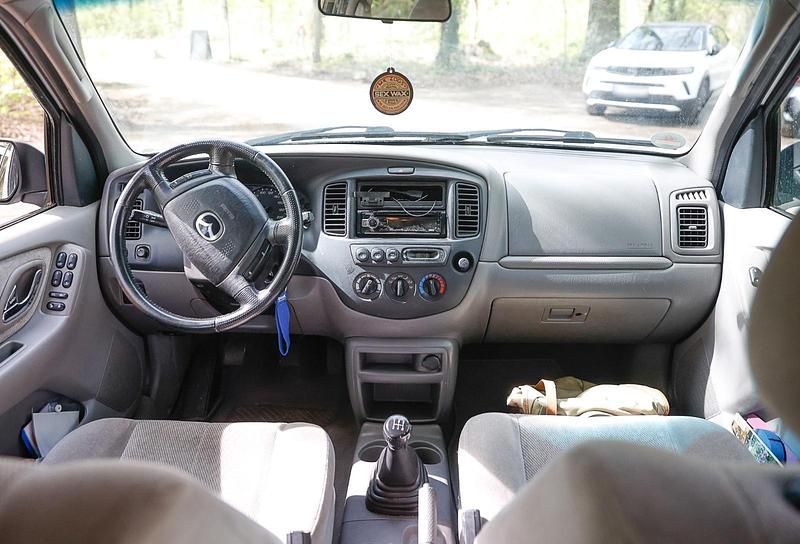 Gebraucht Mazda Tribute 124 PS (91 kW) 2001 Silber SUV