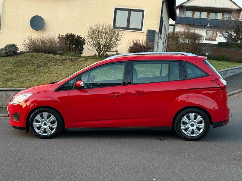 Gebraucht Ford Grand C-Max 116 PS (85 kW) 2012 Van / Kleinbus