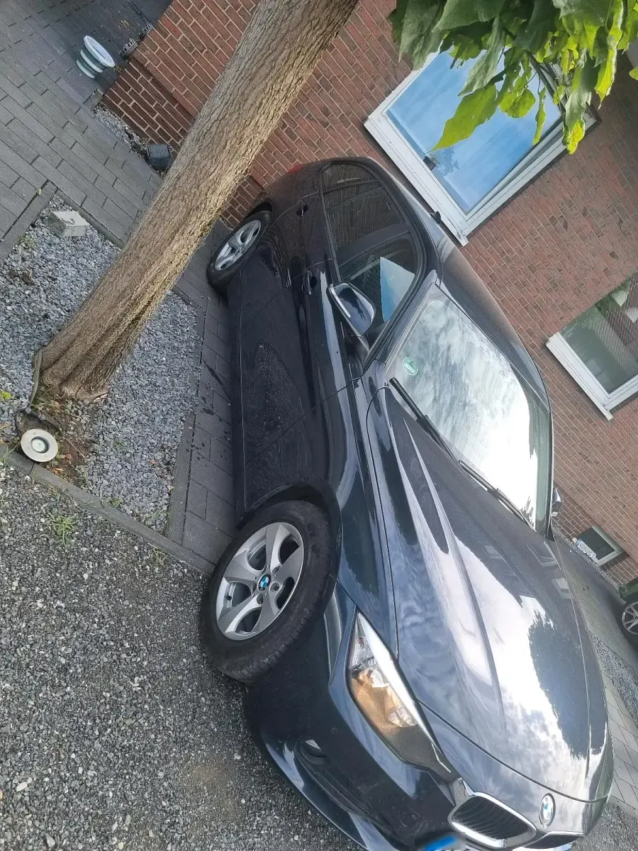 Gebraucht BMW 320 163 PS (119 kW) 2013 Blau Kombi