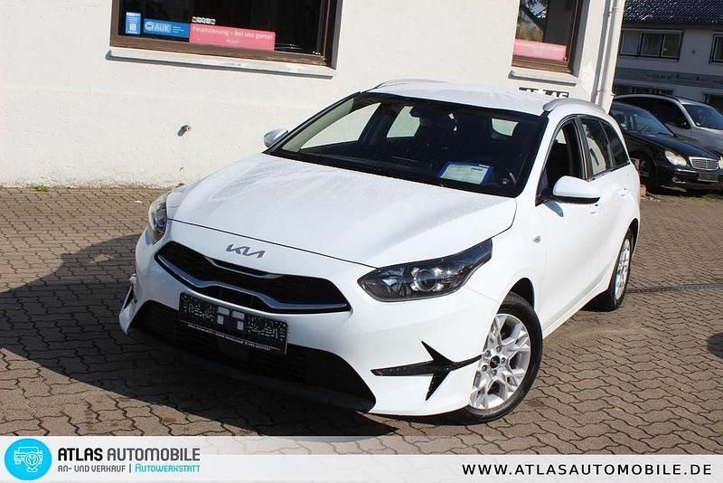(wd) cararraweiss Gebraucht 2024 Kia Ceed Sportswagon Vision Kombi | 25.950 € (Guter Preis) - Bild 1/4