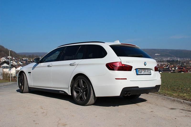 Gebraucht BMW 530 M Performance 320 PS (235 kW) 2016 Weiß Kombi