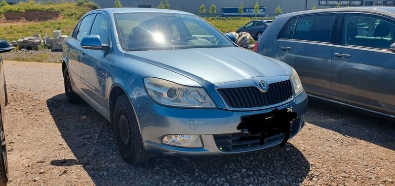Blau Gebraucht 2010 Skoda Octavia Limousine | 4.300 € (Superpreis) - Bild 1/4