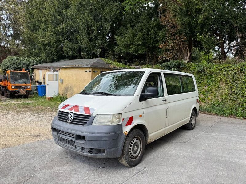 Weiß Gebraucht 2005 VW T5 Van | 5.900 € - Bild 1/4