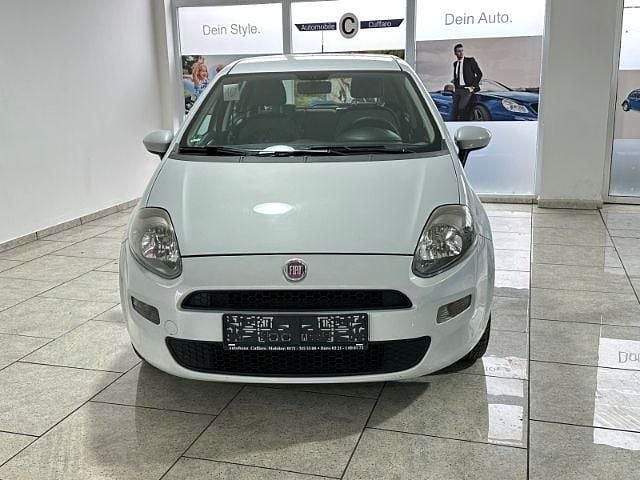 Weiß Gebraucht 2012 Fiat Punto Pop Kleinwagen | 4.222 € (Fairer Preis) - Bild 1/4