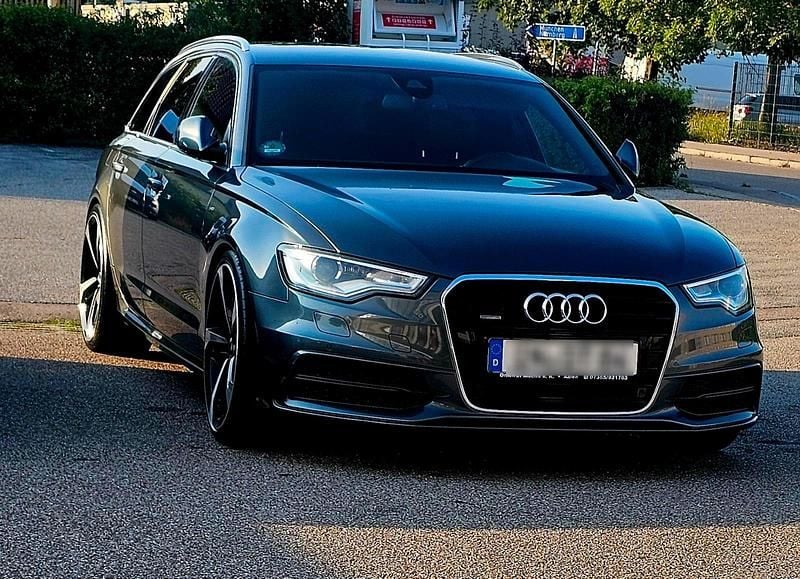 Gebraucht Audi A6 Ambiente 313 PS (230 kW) 2014 Grau Kombi