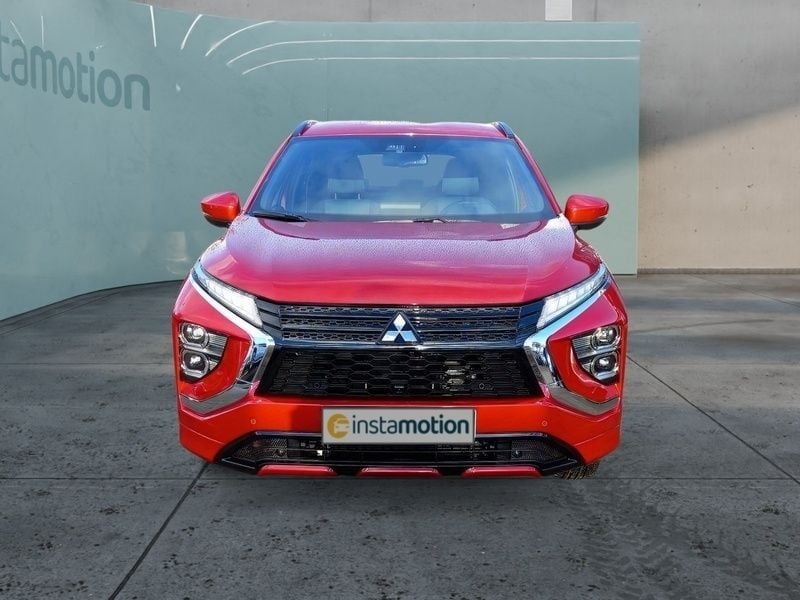Gebraucht Mitsubishi Eclipse Cross Plus 188 PS (138 kW) 2023 Rot SUV