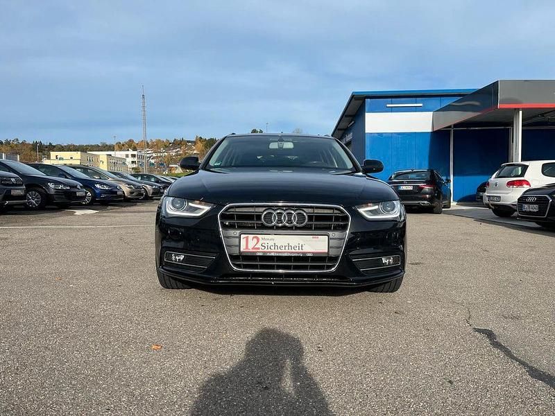 Schwarz Gebraucht 2015 Audi A4 Attraction Kombi | 14.900 € (Fairer Preis) - Bild 1/4