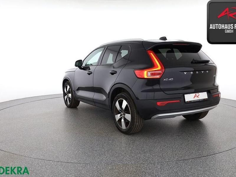 Gebraucht Volvo XC40 150 PS (110 kW) 2018 Black solid "stone" / solid SUV