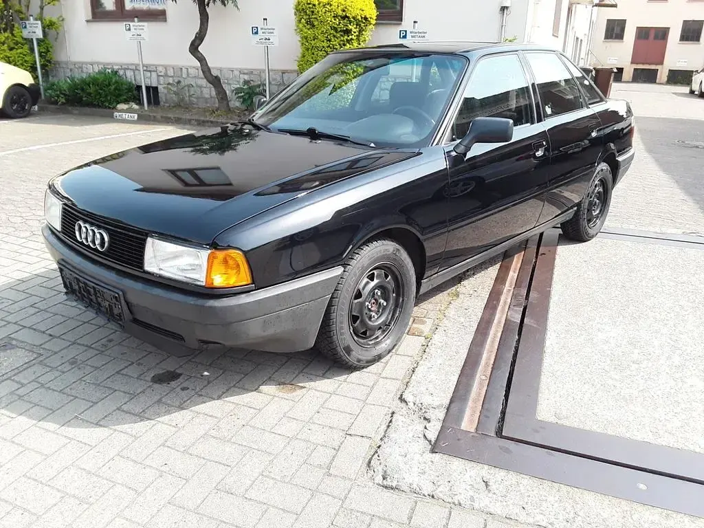 Gebraucht Audi 80 69 PS (50 kW) 1991 Rot Limousine