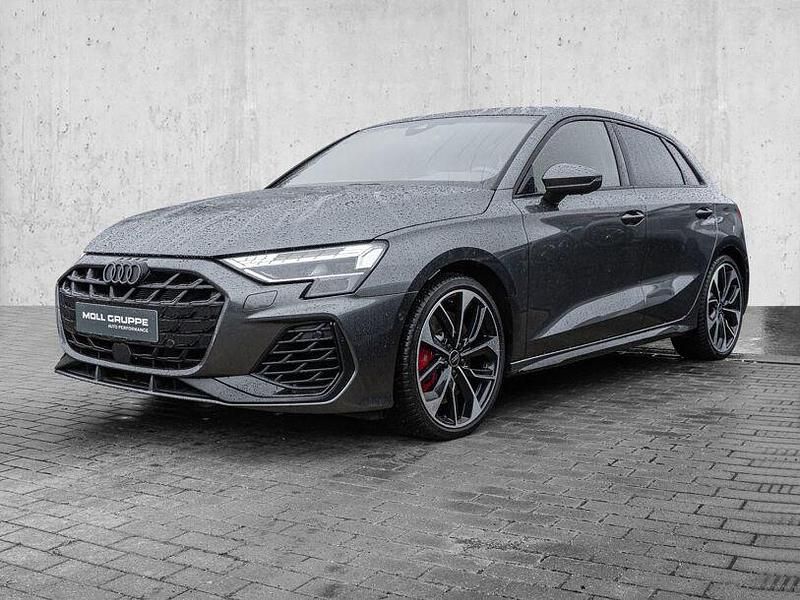 Gebraucht Audi S3 Ambiente 333 PS (244 kW) 2025 Daytonagrau perleffekt Limousine