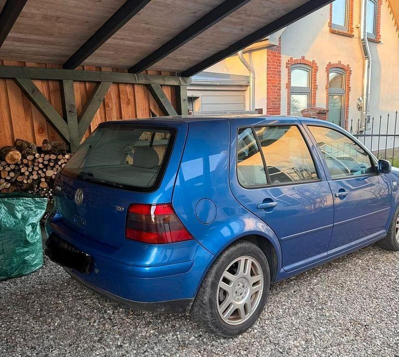 Gebraucht VW Golf IV 116 PS (85 kW) 2000 Blau Limousine