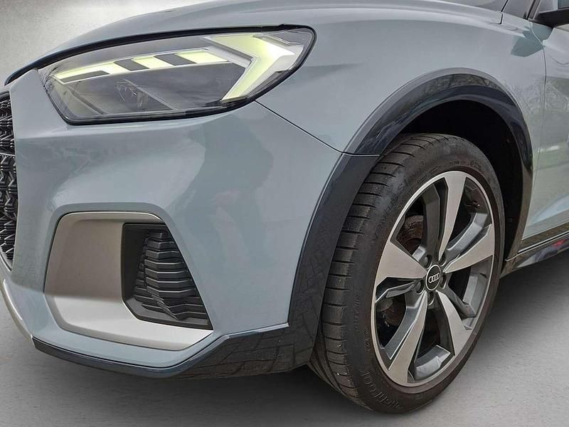 Gebraucht Audi A1 S-Line 110 PS (80 kW) 2023 Pfeilgrau perleffekt SUV