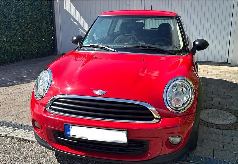 Rot Gebraucht 2012 Mini ONE Salt Kleinwagen | 6.200 € (Fairer Preis) - Bild 1/4