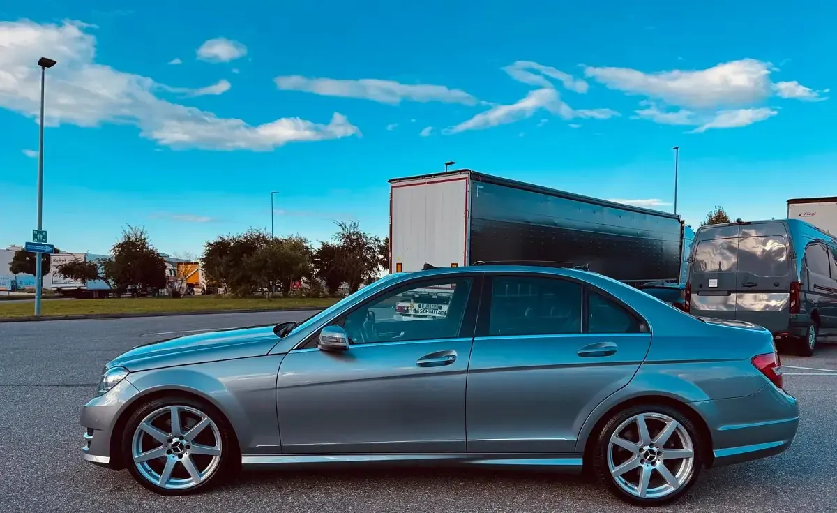 Gebraucht Mercedes C250 AMG line 204 PS (150 kW) 2014 Limousine