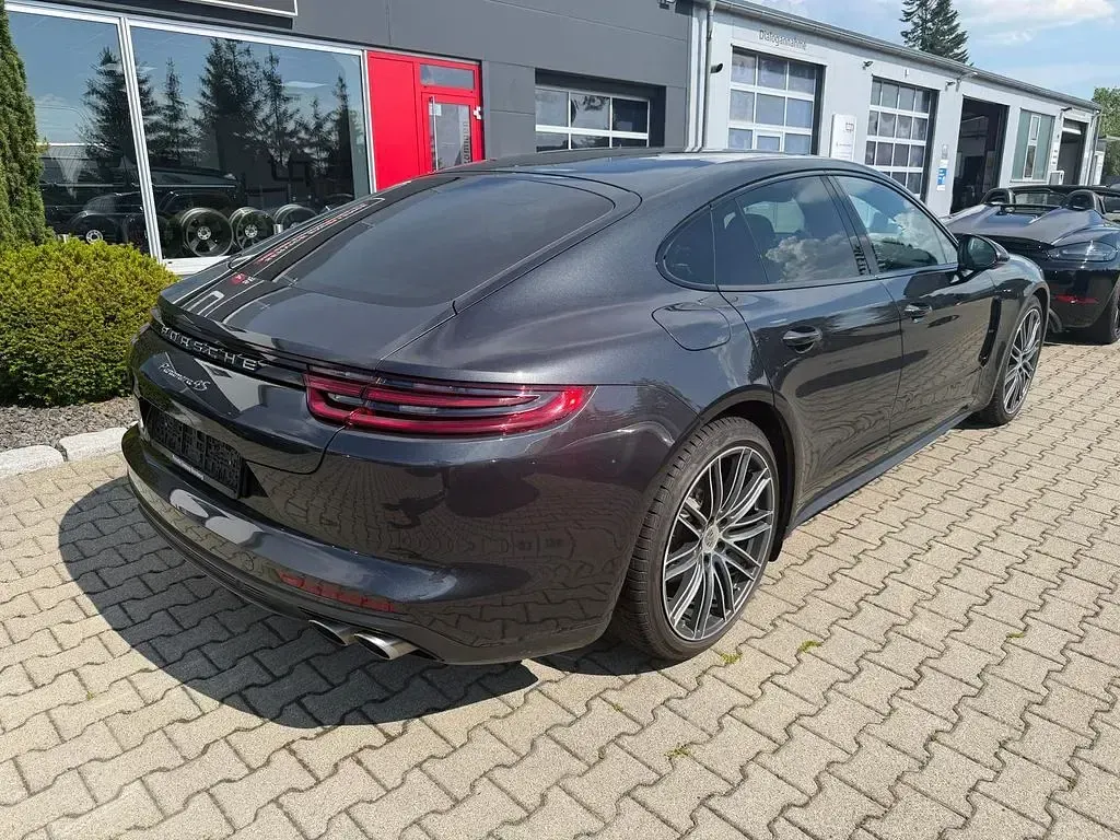 Gebraucht Porsche Panamera 4S 421 PS (309 kW) 2016 Vulkangraumetallic Kleinwagen