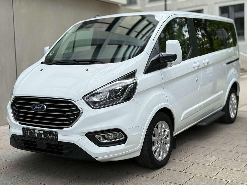 Frostweiß Gebraucht 2019 Ford Transit Tourneo Titanium Van / Kleinbus | 20.300 € - Bild 1/4