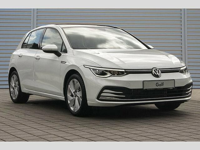 Gebraucht VW Golf VII Style 150 PS (110 kW) 2020 Weiß Kleinwagen