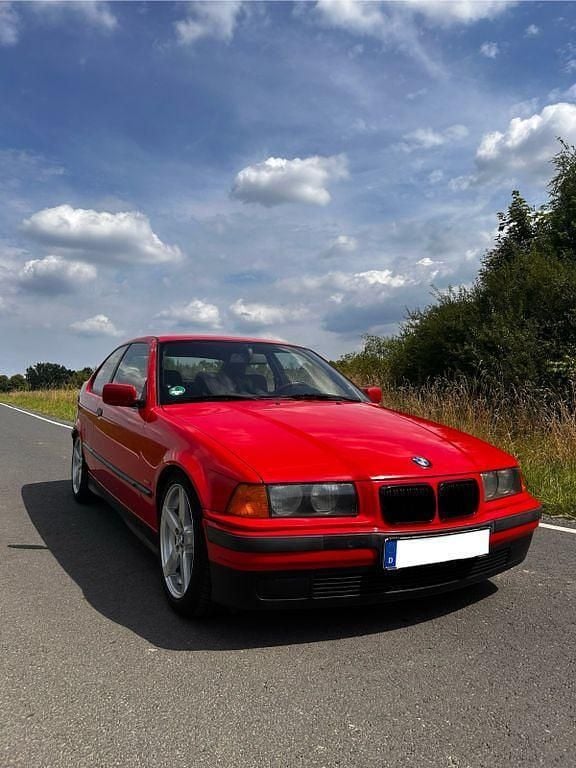 Rot Gebraucht 1998 BMW 316 Compact Basis Kleinwagen | 2.299 € (Fairer Preis) - Bild 1/4