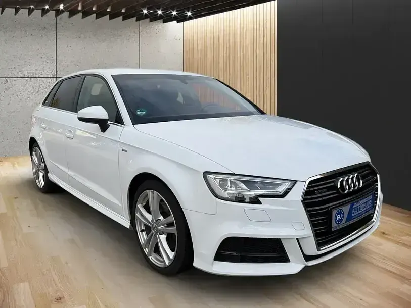 Gebraucht Audi A3 S-Line 190 PS (139 kW) 2020 Weiß Limousine