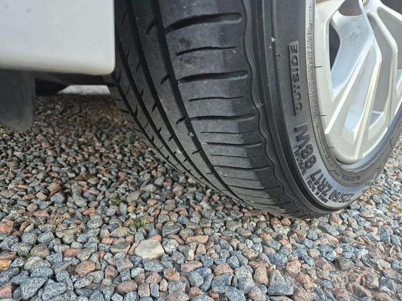 Gebraucht BMW 318 Advantage 150 PS (110 kW) 2020 Weiß Kombi