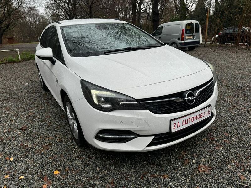 Gebraucht Opel Astra Edition 122 PS (89 kW) 2020 Weiß Kombi