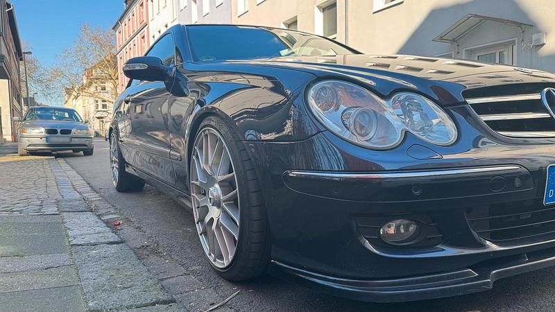 Gebraucht Mercedes CLK350 272 PS (200 kW) 2007 Blau Coupé