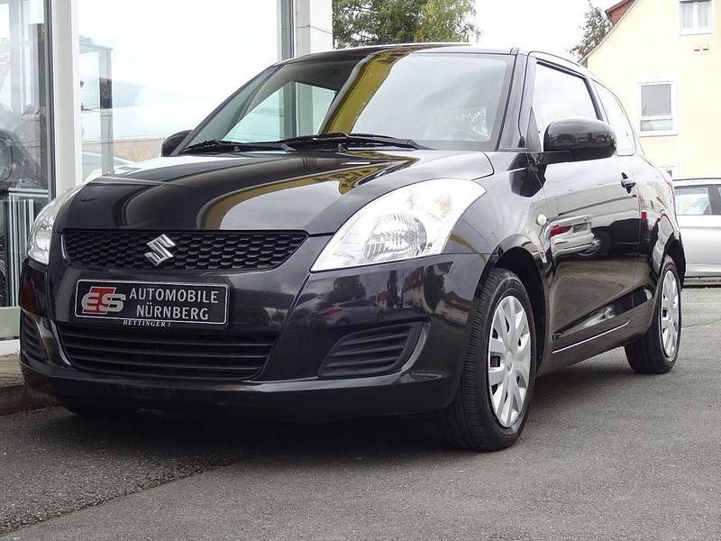 Schwarz Gebraucht 2012 Suzuki Swift Club Limousine | 5.980 € (Fairer Preis) - Bild 1/4