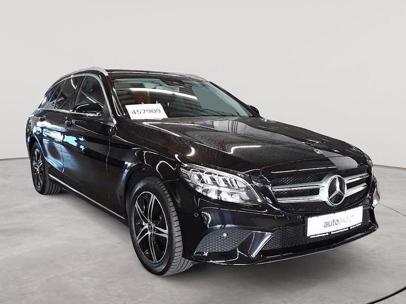 Schwarz Gebraucht 2020 Mercedes C300 Kombi | 27.690 € (Superpreis) - Bild 1/4