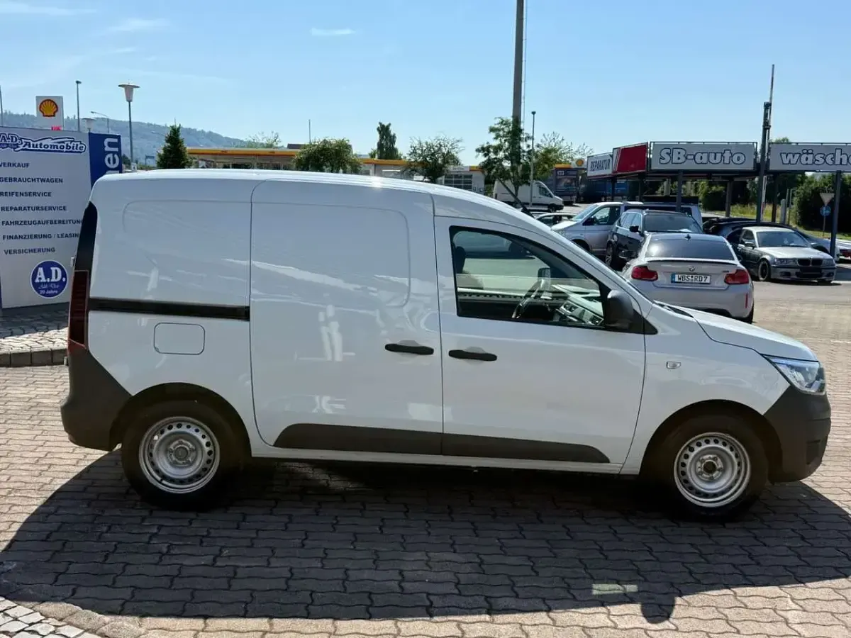 Gebraucht Renault Express 95 PS (69 kW) 2021 Weiß Van / Kleinbus