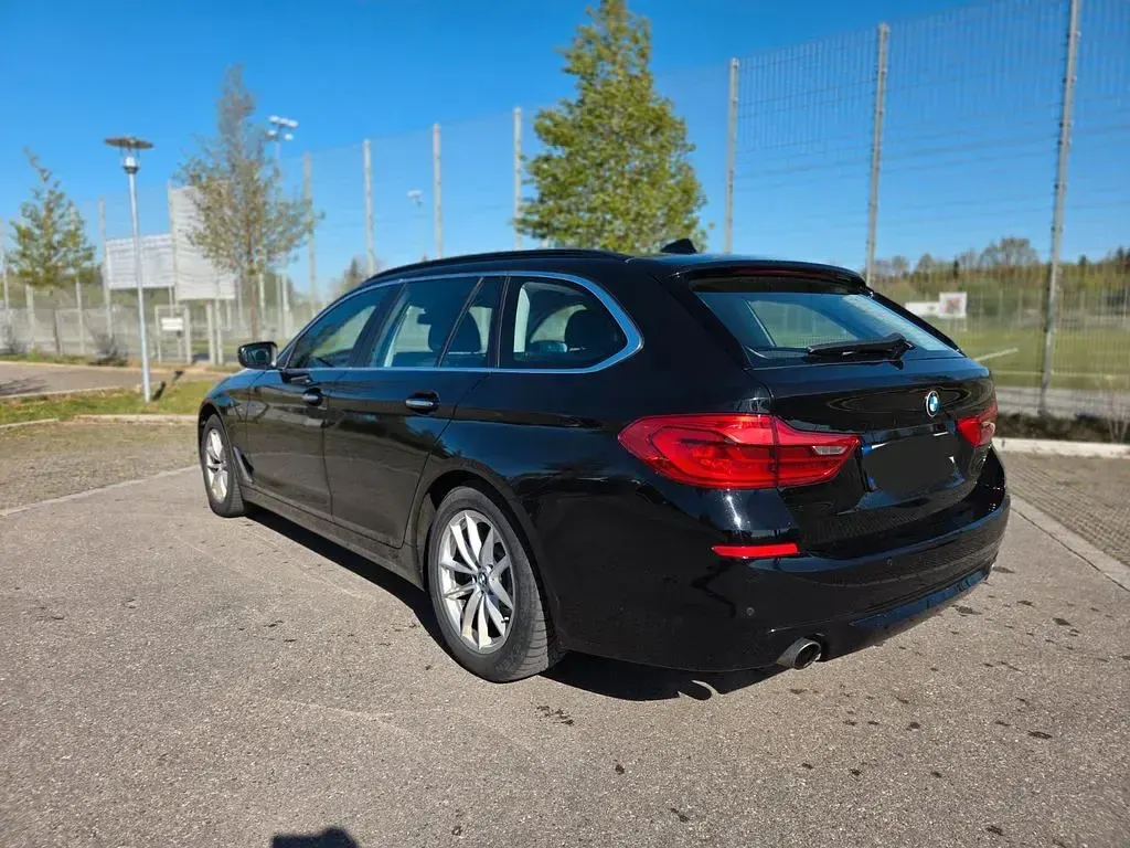 Second-hand BMW 520 184 CP (135 kW) 2017 Negru Break