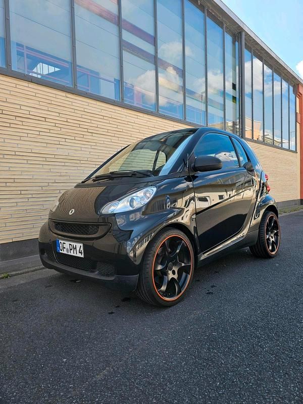 Schwarz Gebraucht 2007 Smart ForTwo Coupé Kleinwagen | 5.250 € (Etwas zu teuer) - Bild 1/4