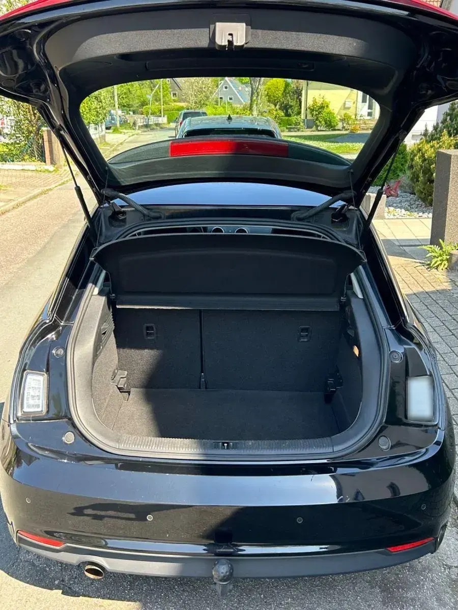 Gebraucht Audi A1 95 PS (69 kW) 2016 Schwarz Kleinwagen