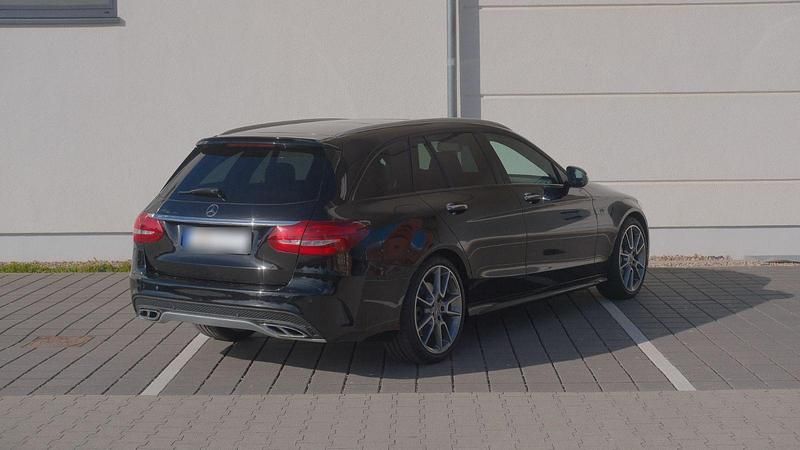 Gebraucht Mercedes C43 AMG AMG 367 PS (269 kW) 2016 Schwarz Kombi