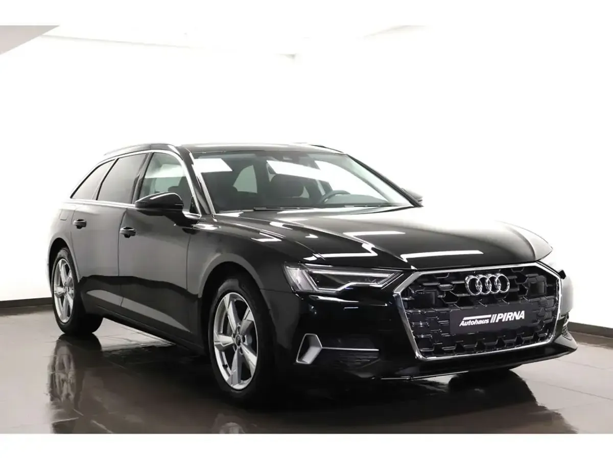 Używany Audi A6 Advanced Plus 245 KM (180 kW) 2025 Czarny Kombi
