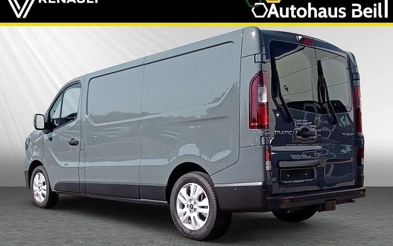 Neu Renault Trafic Komfort 150 PS (110 kW) 2025 Grau Van / Kleinbus