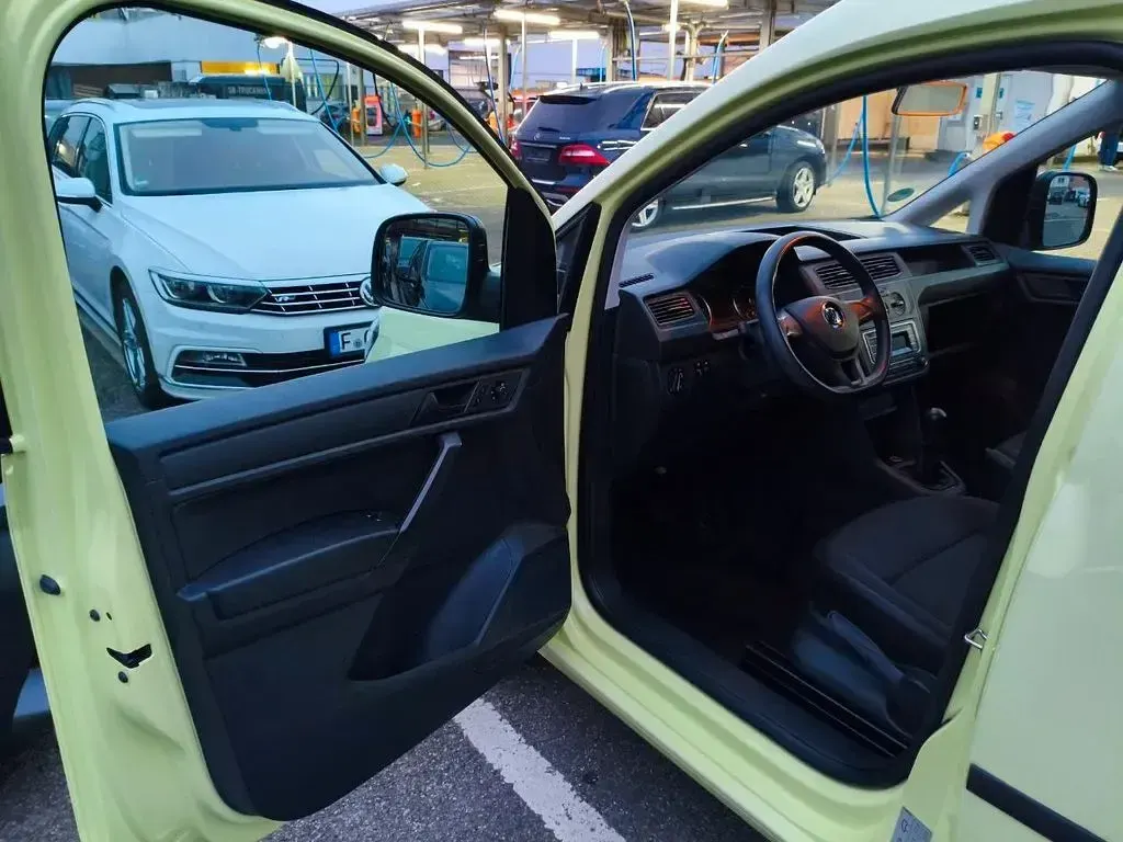 Gebraucht VW Caddy 102 PS (75 kW) 2016 Grün Van / Kleinbus