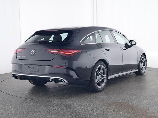 Gebraucht 2024 Mercedes CLA220 Shooting Brake Kombi | 35.640 € (Fairer Preis) - Bild 1/4