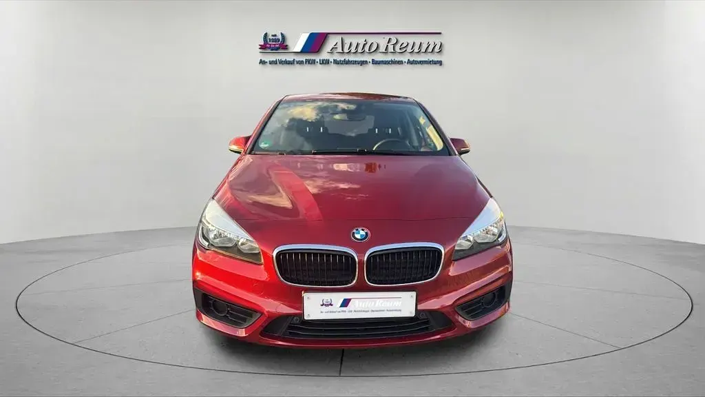 Gebraucht BMW 216 Active Tourer Performance 102 PS (75 kW) 2016 Rot Van / Kleinbus