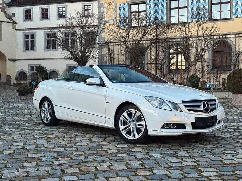 Gebraucht Mercedes E350 292 PS (214 kW) 2010 Weiß Cabrio