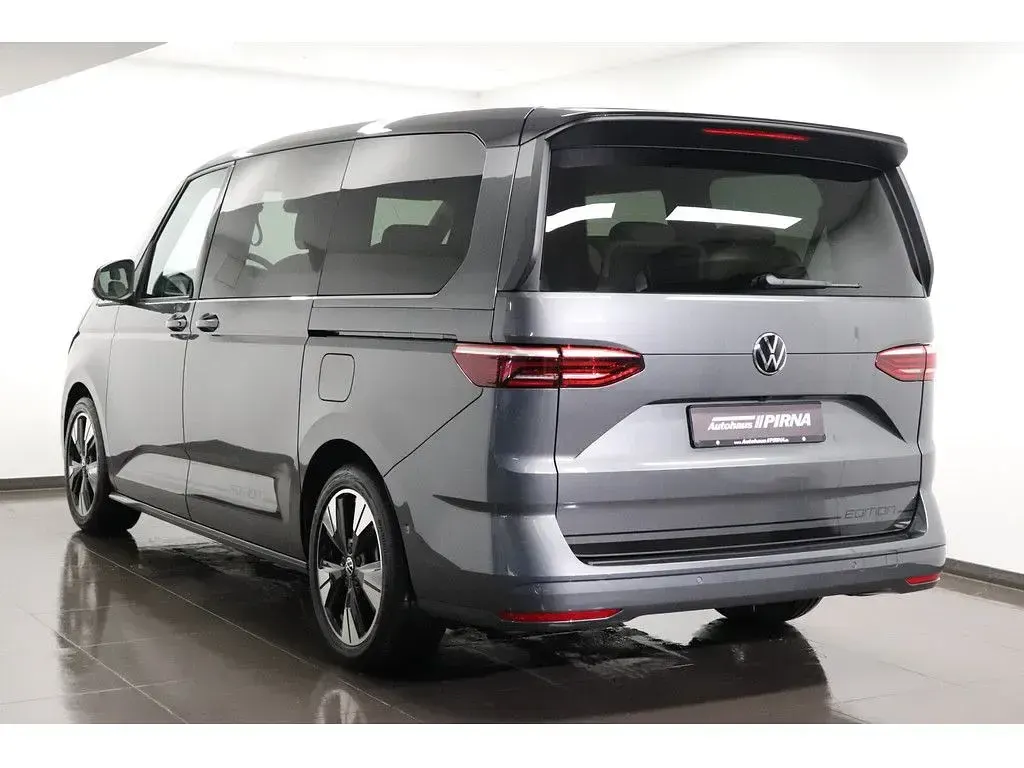 Gebraucht VW Multivan Edition 150 PS (110 kW) 2026 Grau Van / Kleinbus