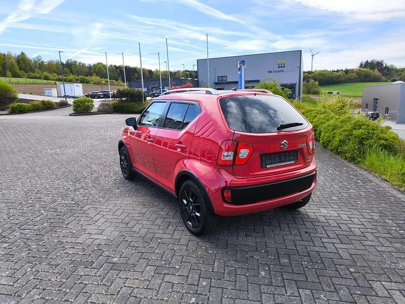 Gebraucht Suzuki Ignis 90 PS (66 kW) 2019 Fervent red SUV