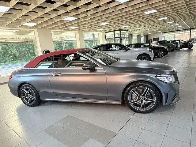Gebraucht Mercedes C300 258 PS (189 kW) 2022