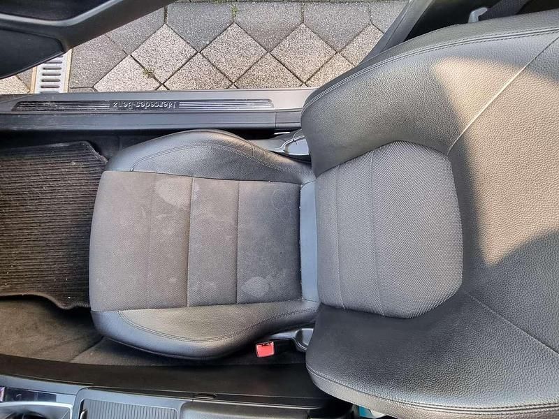 Gebraucht Mercedes C220 170 PS (125 kW) 2012 Silber Coupé