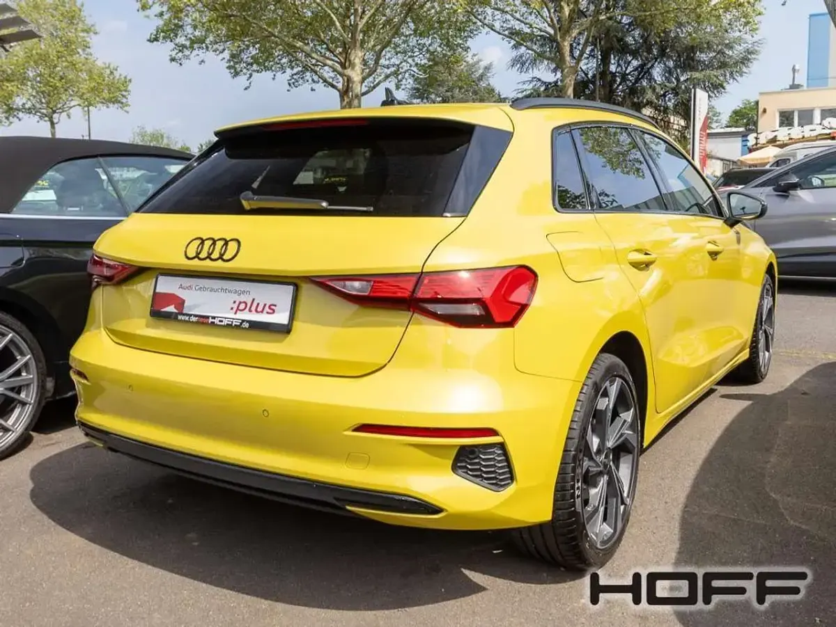 Gebraucht Audi A3 Advanced Plus 150 PS (110 kW) 2023 Pythongelb metallic Limousine
