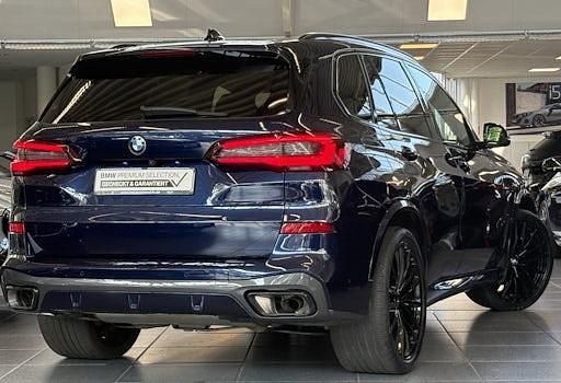 Gebraucht BMW X5 M Sport 298 PS (219 kW) 2023 Blau SUV