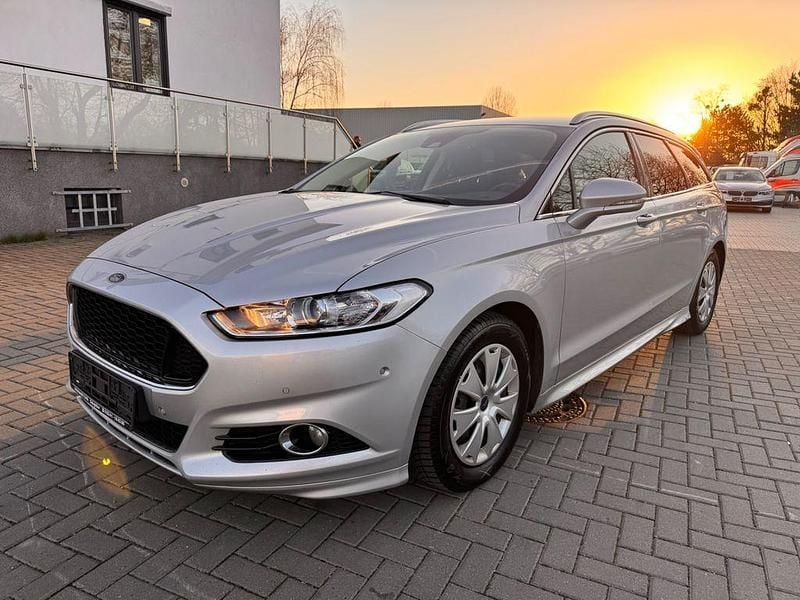 Gebraucht Ford Mondeo Titanium 150 PS (110 kW) 2017 Silber Limousine