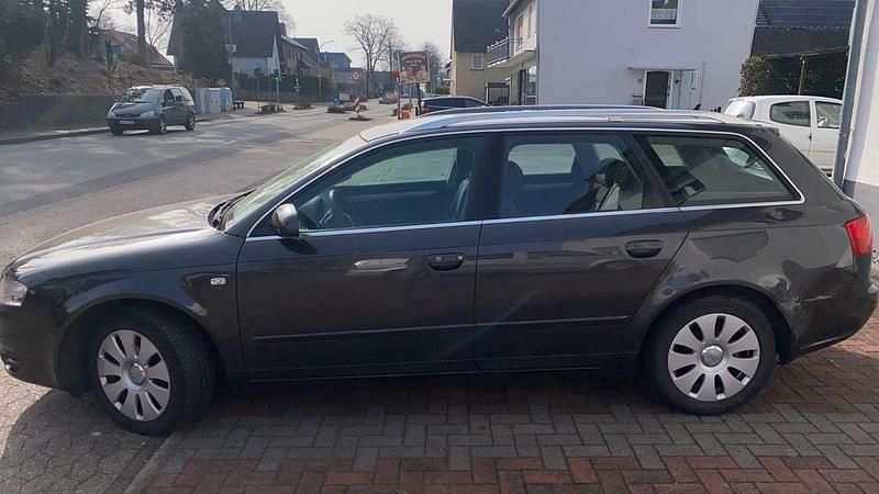 Gebraucht Audi A4 140 PS (102 kW) 2006 Grau Kombi
